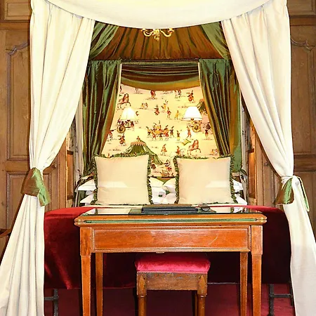 Duc De St-simon Hotel