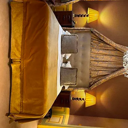 Duc De St-simon Hotel Paris