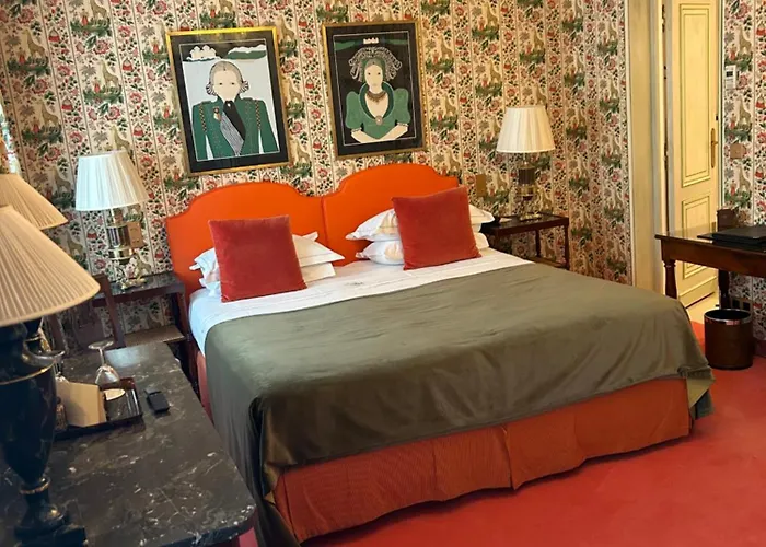 Hotell Duc De St-simon 4*