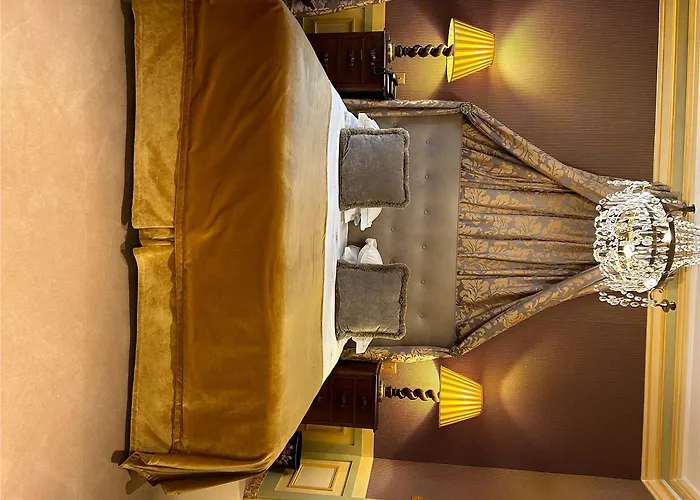 Duc De St-simon Hotell Paris