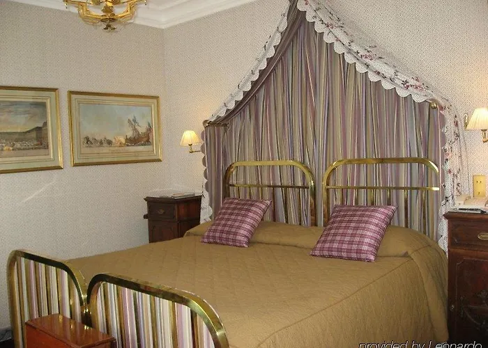 Duc De St-simon Отель Париж