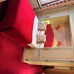 מלון Duc De St-simon 4*