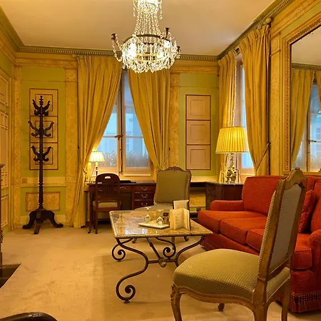 オテル デュック ド サン-シモン